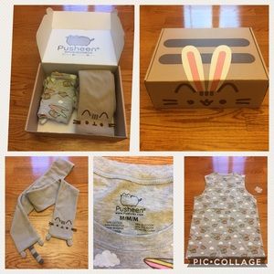 Pusheen box! Includes t-shirt and scarf!